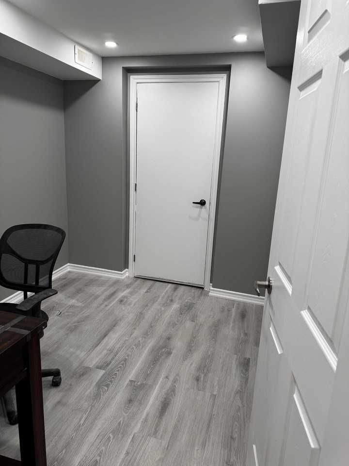 148 Sky Harbour Dr - Photo 2 of 9