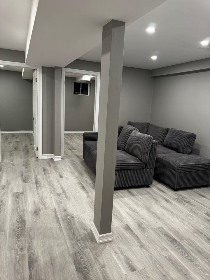 148 Sky Harbour Dr - Photo 3 of 9