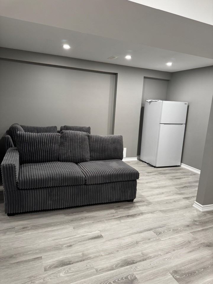 148 Sky Harbour Dr - Photo 5 of 9