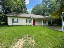 109 Mcraven St - Photo 1 of 1