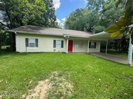 featured image of 109 Mcraven St