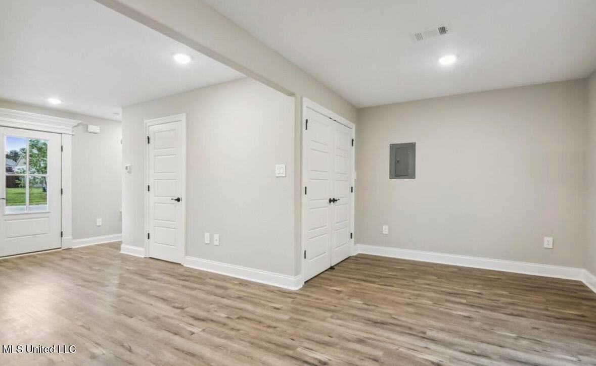 13377 Kelly St - Photo 5 of 8