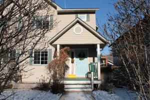 featured image of 828 Defoe St #B