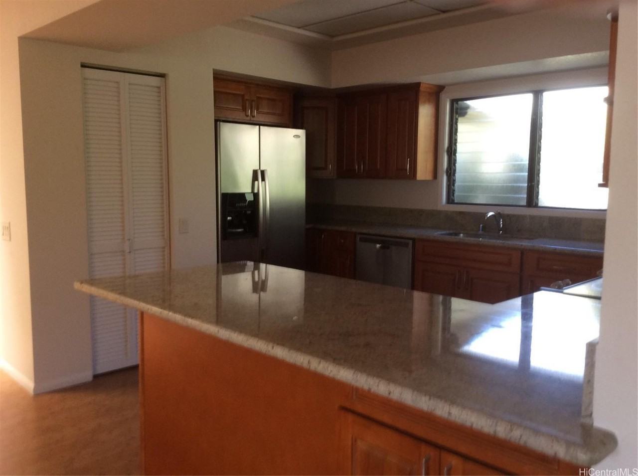 4180 Huanui St - Photo 4 of 20