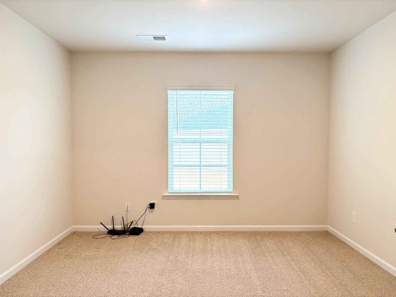 6337 Cedar Hill Ct - Photo 7 of 21