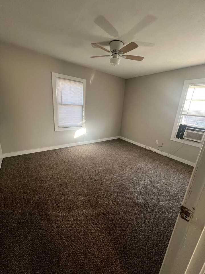 1362 S Bowie Dr - Photo 7 of 8