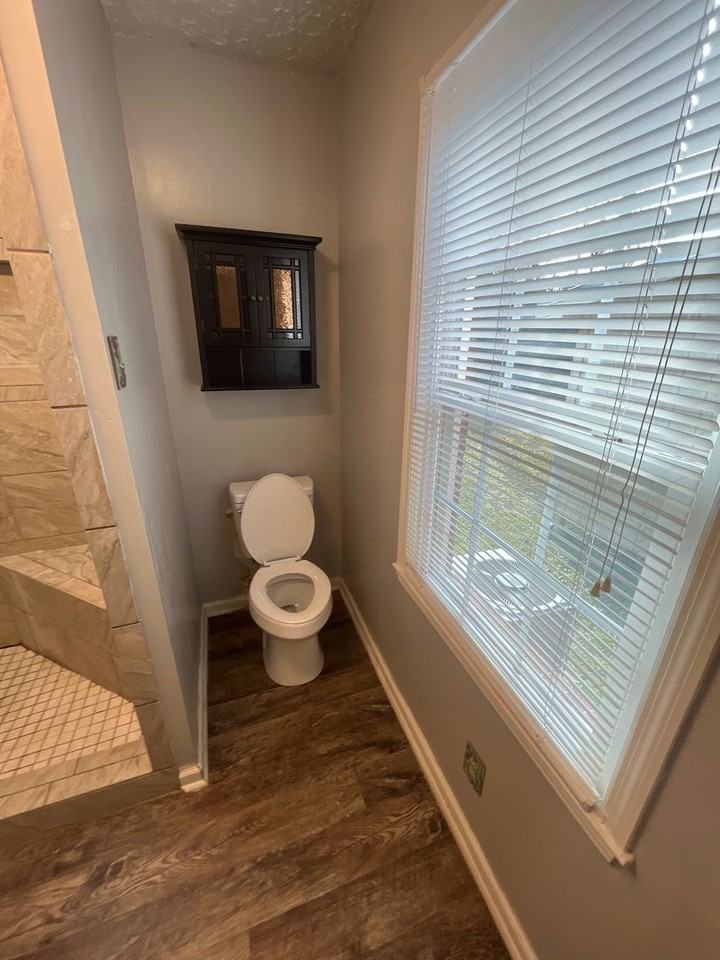 204 W 5th St - Photo 6 of 20