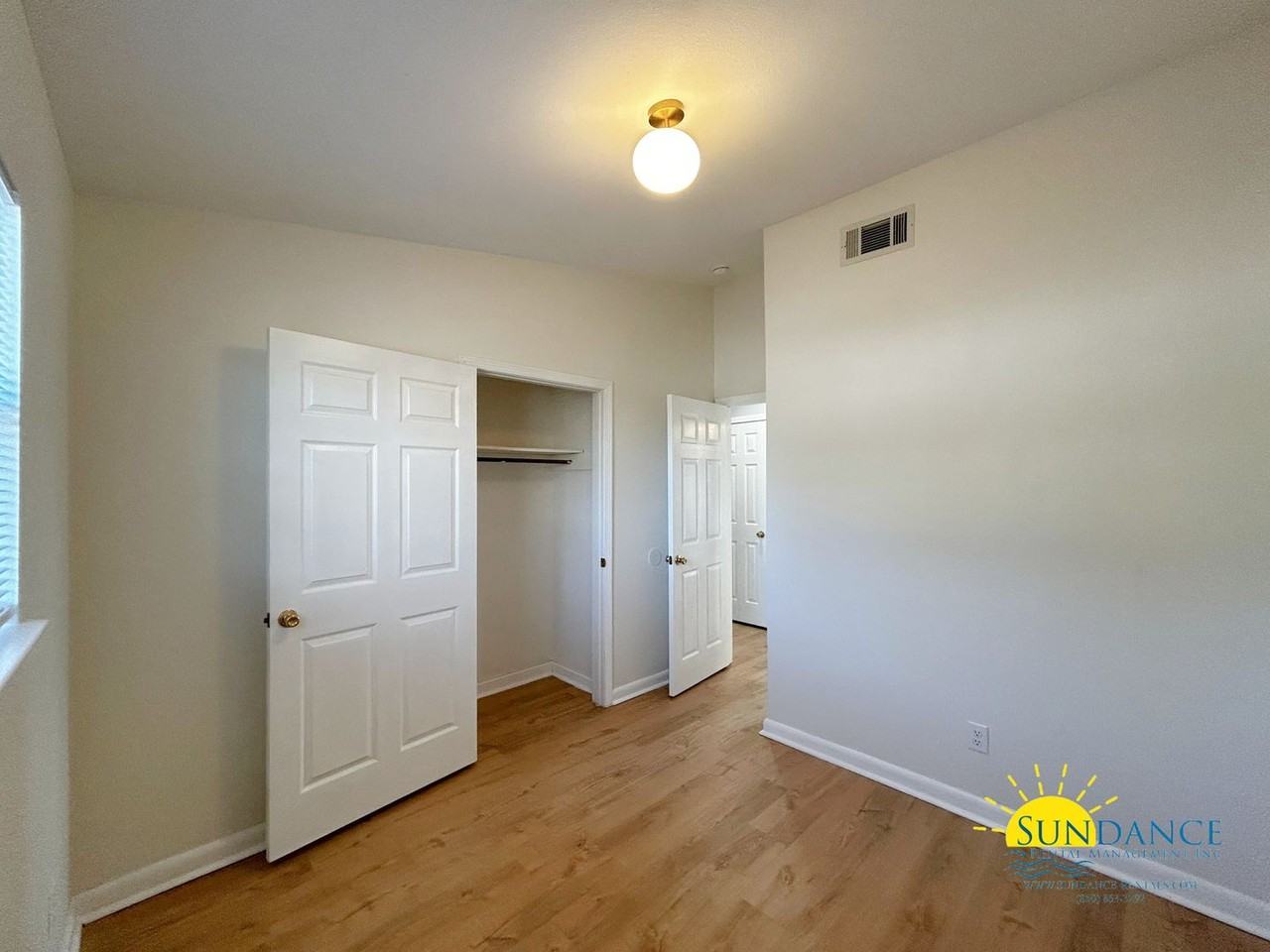 617 Manchester Rd - Photo 7 of 19