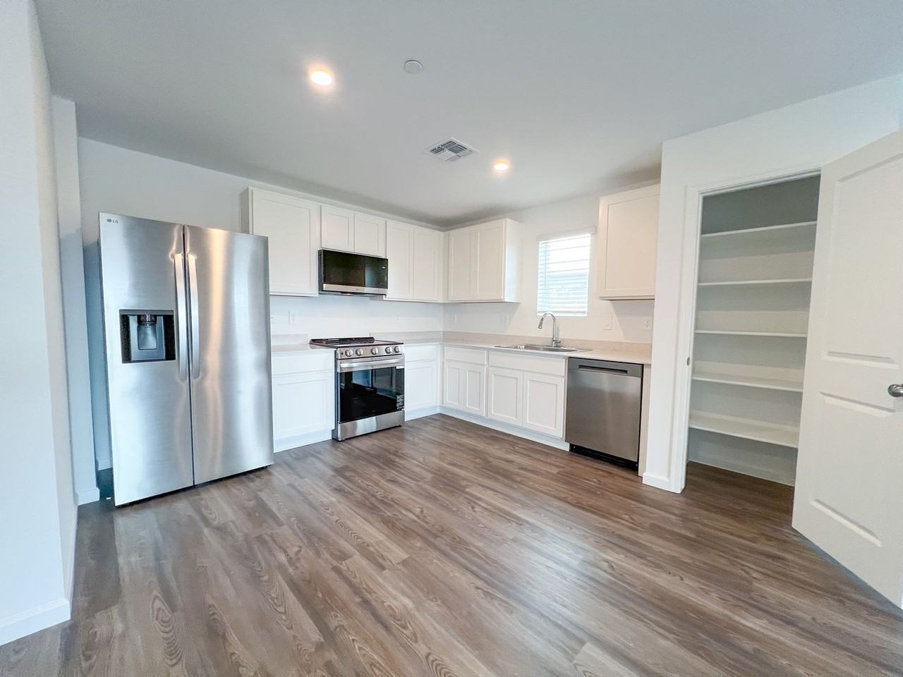 575 Crossbar Ln - Photo 5 of 21