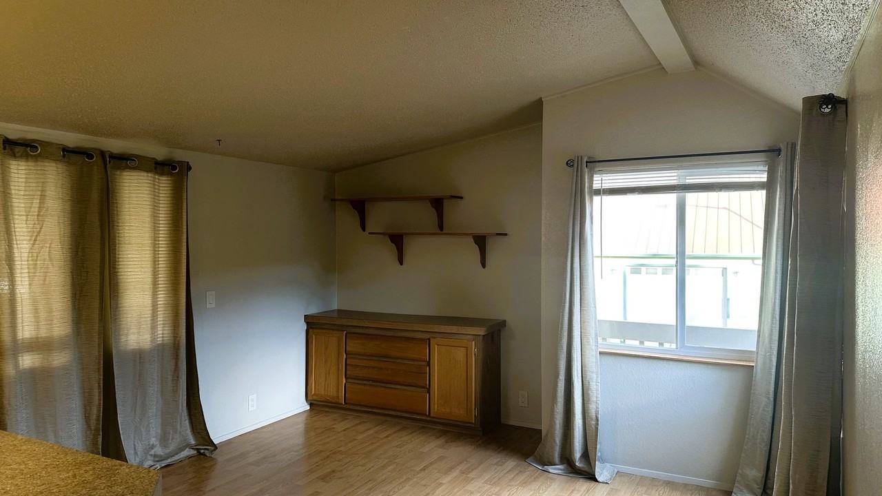 196 Oak Leaf Ln - Photo 7 of 21