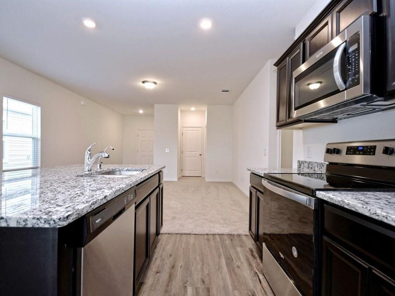 19400 Caymus Dr - Photo 7 of 42