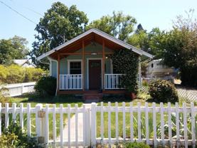 217 Ne Cedar Ave - Photo 1 of 1