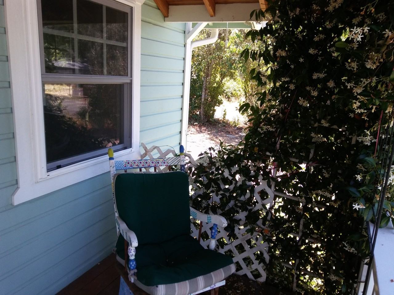 217 Ne Cedar Ave - Photo 2 of 12