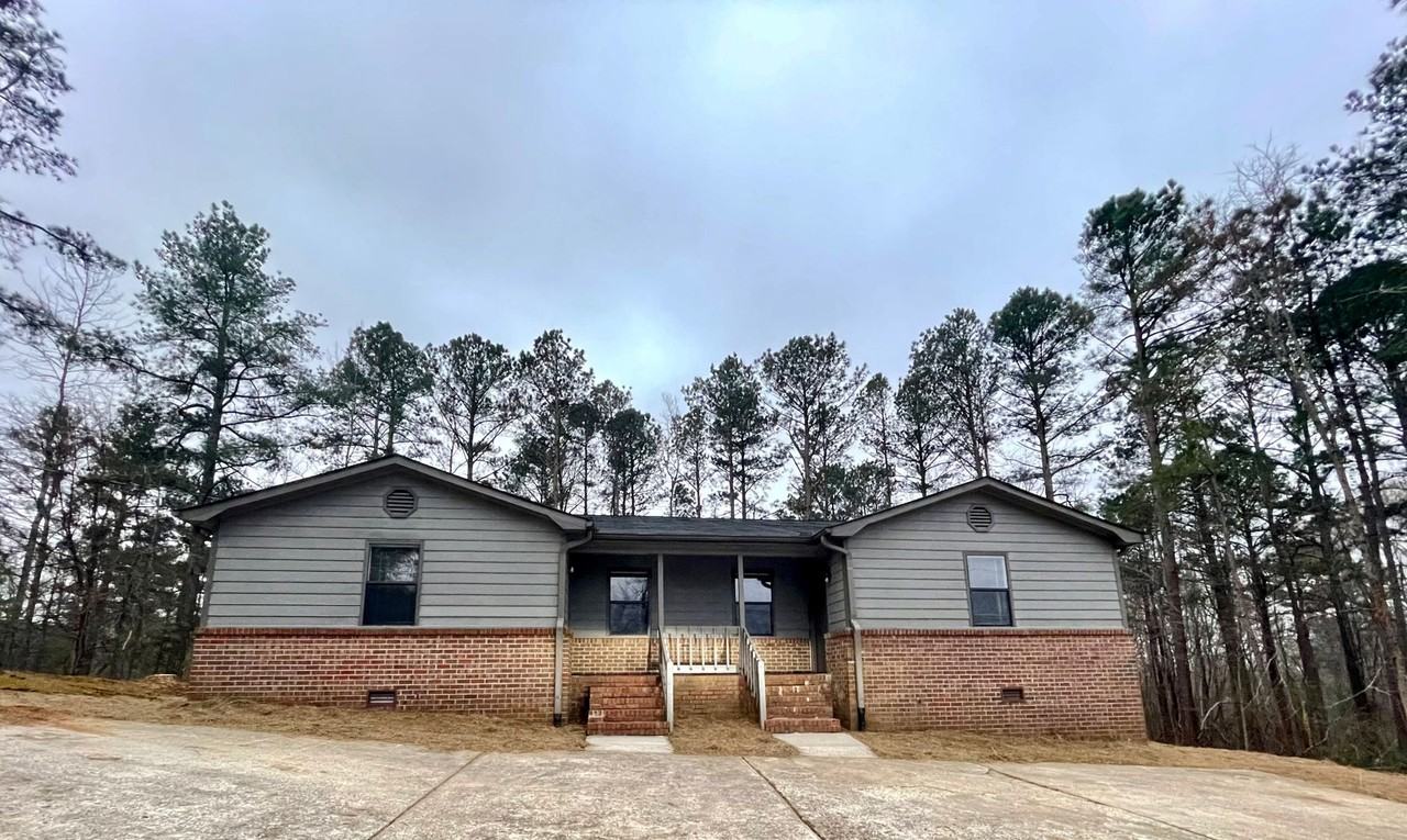 811 Graham Rd Apartments - A-B Dallas GA | Zumper