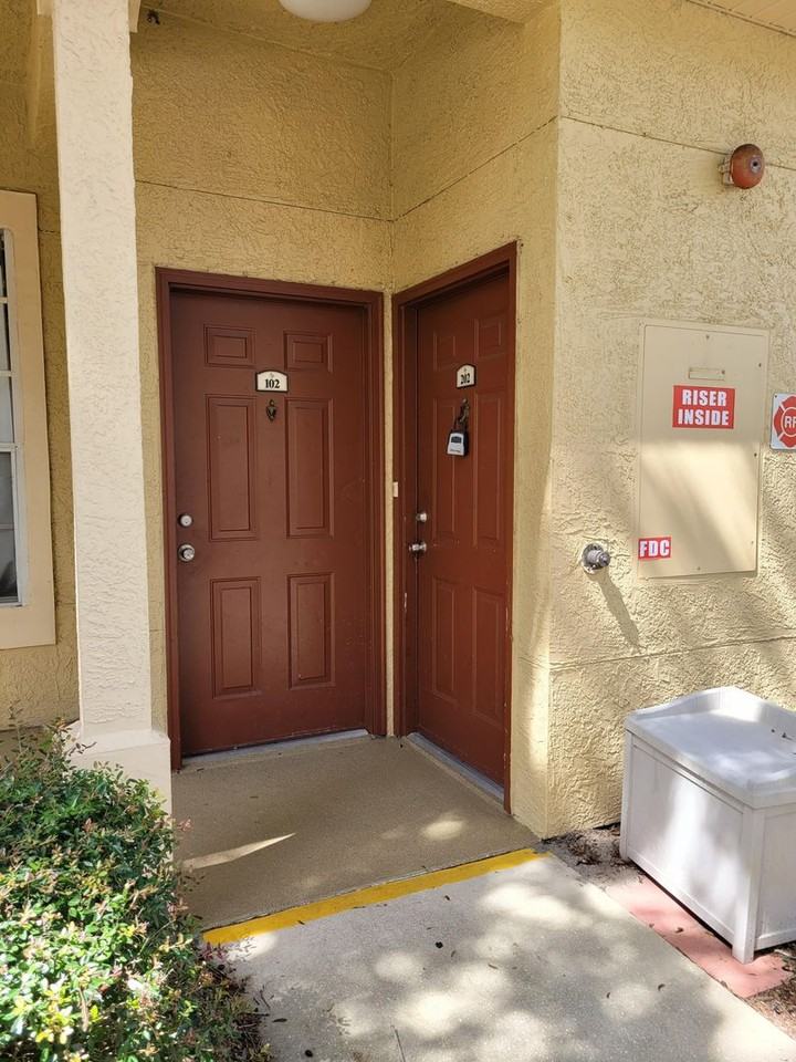 856 Grand Regency Pointe #202 - Photo 3 of 27