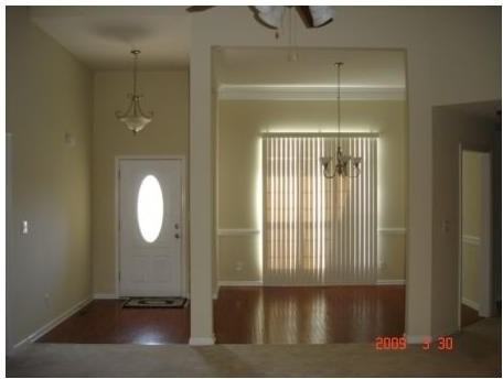 1381 Borrowdale Dr - Photo 3 of 6