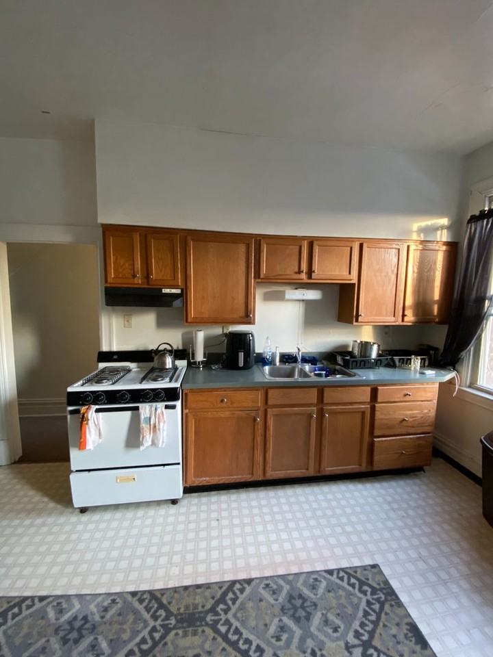 248 Lelia St - Photo 5 of 18