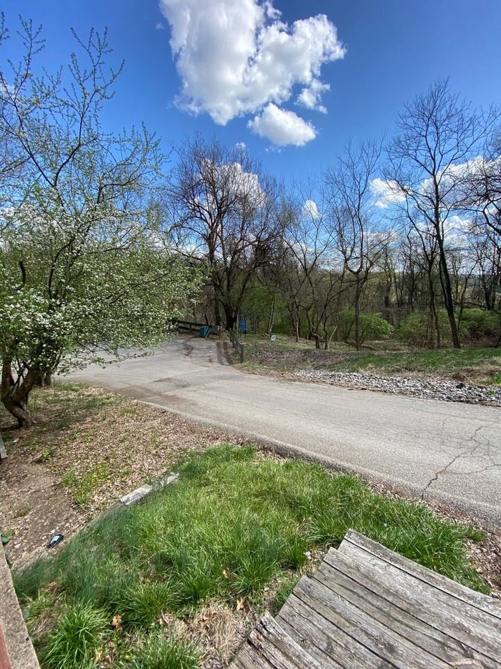 388 Republic St - Photo 7 of 28