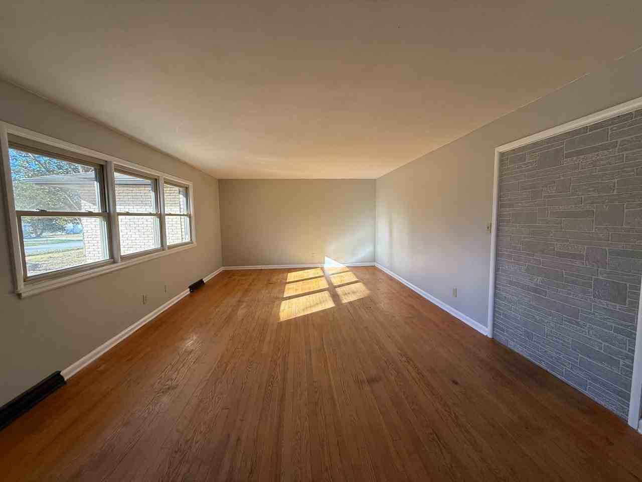 2343 E Latoka St - Photo 2 of 18