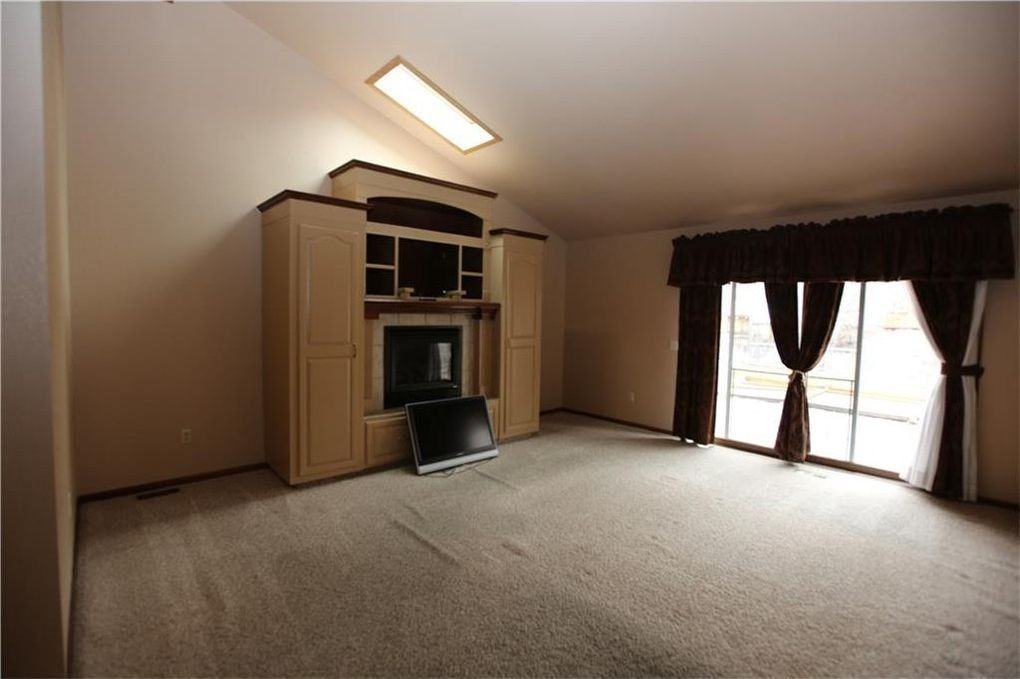 3051 Parkhill Dr - Photo 6 of 20