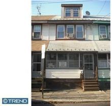 301 S Logan Ave - Photo 1 of 1