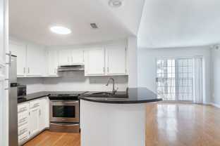 199 14th St Ne #1708 - Photo 1 of 1