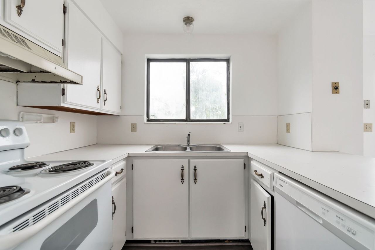 5665 W 3980 S - Photo 3 of 16