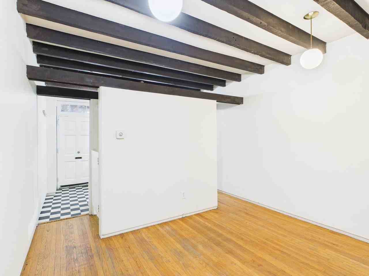 236 Spruce St - Photo 3 of 20