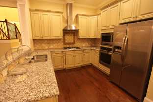 693 Banbury St - Photo 1 of 1