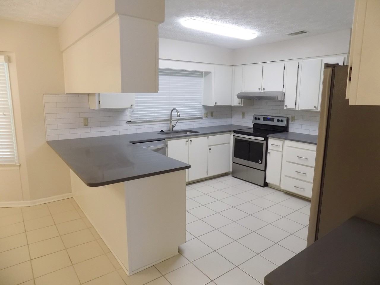 3 Cutler Dr - Photo 6 of 21