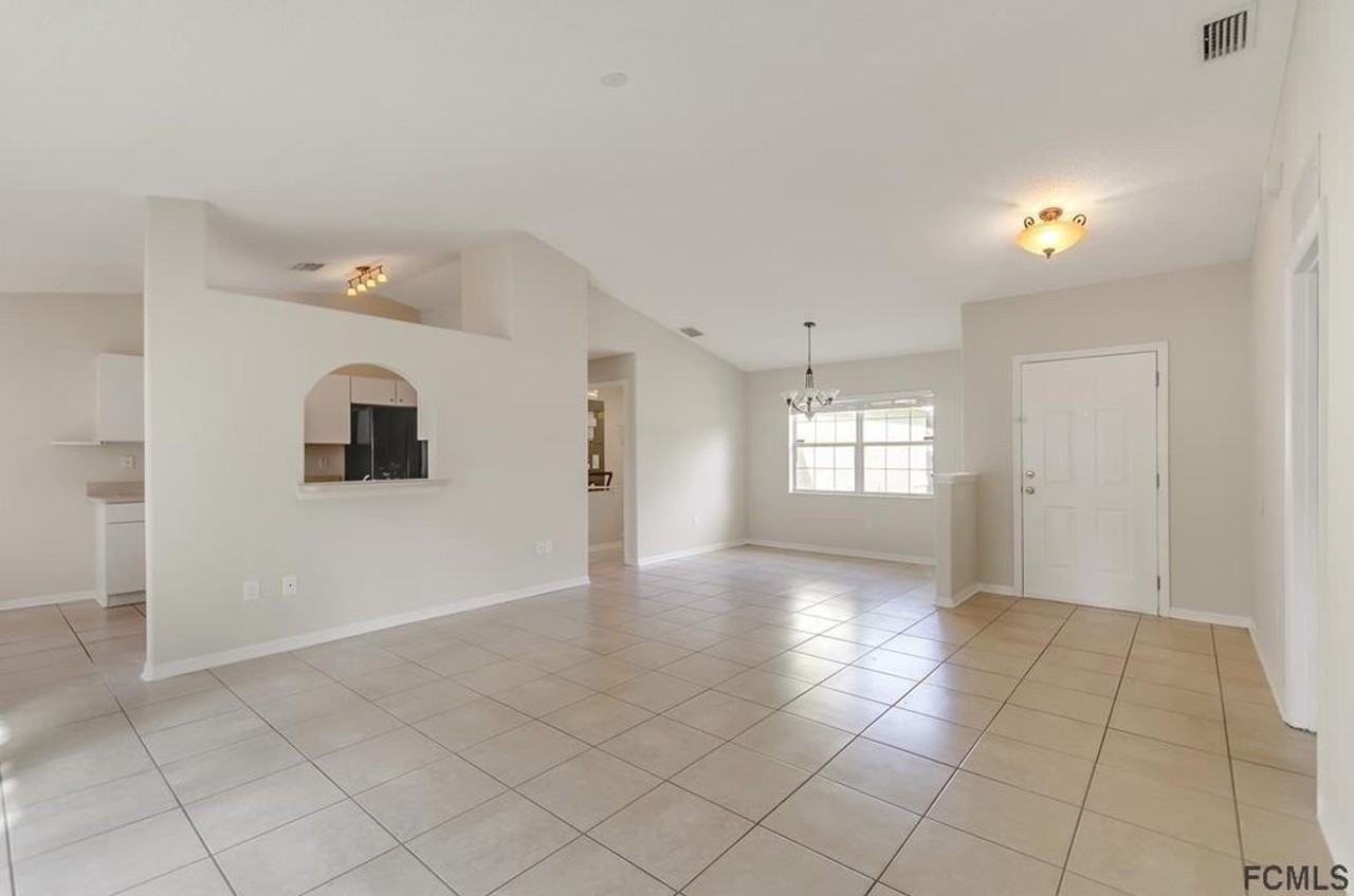 10 Sea Beacon Pl - Photo 3 of 16