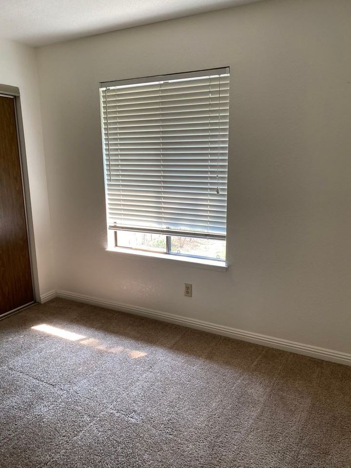 3313 Monterey Ave - Photo 7 of 22