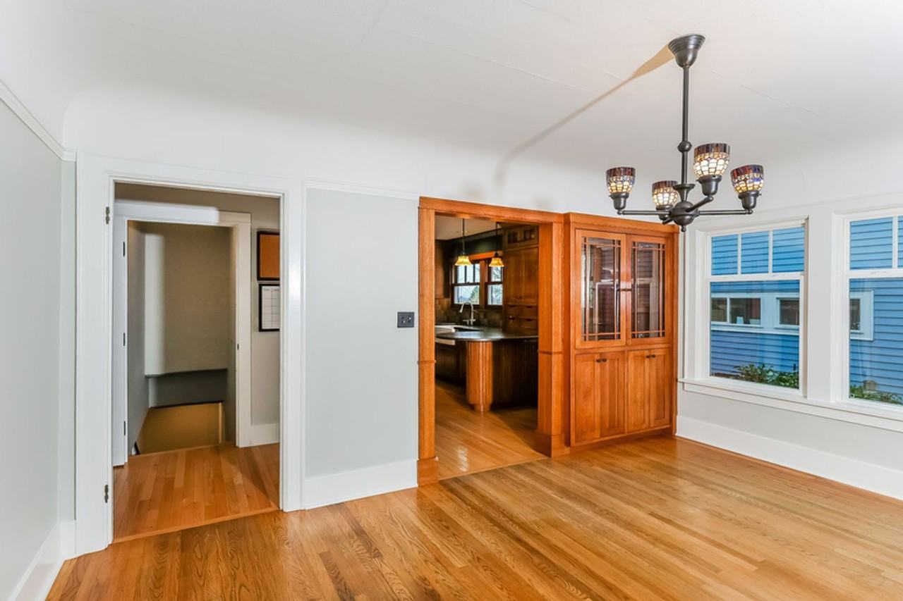 7048 17th Ave Ne - Photo 5 of 29