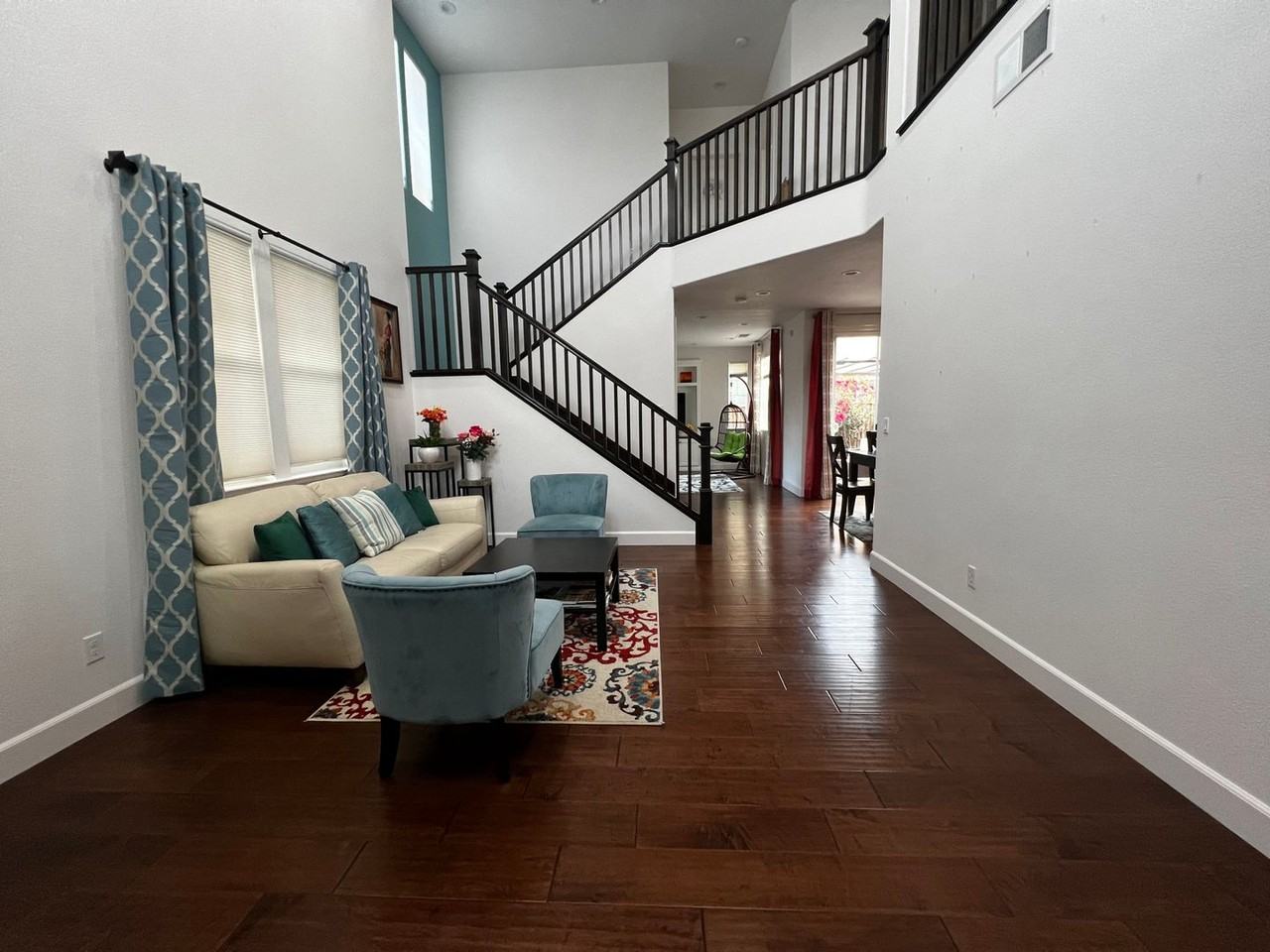 940 Cardoza Ln - Photo 4 of 18