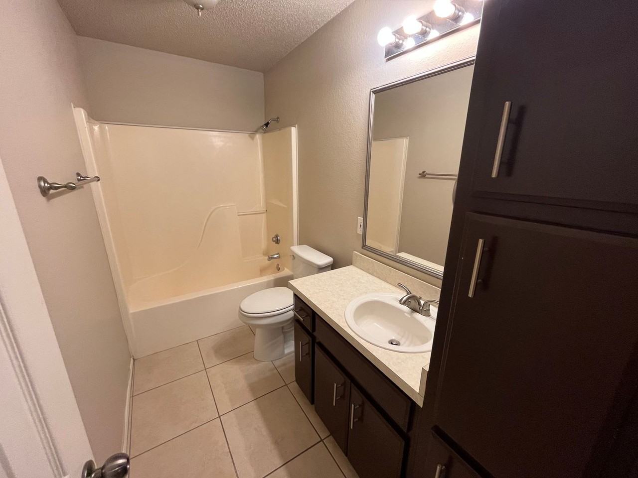 8222 Avenue X - Photo 7 of 15