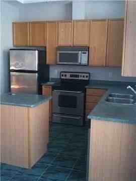 140 Cornell Park Avenue - Photo 2 of 9