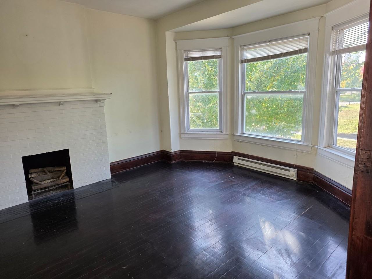 622 S 8th St - Photo 3 of 7