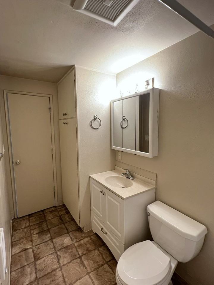 Coolidge Court - Photo 7 of 12