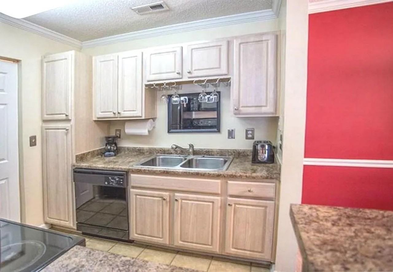 Broadway St - Photo 5 of 6