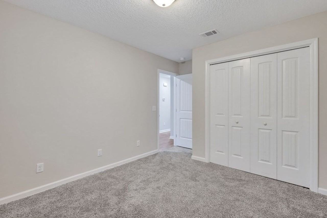 119 Villa Rd - Photo 6 of 27