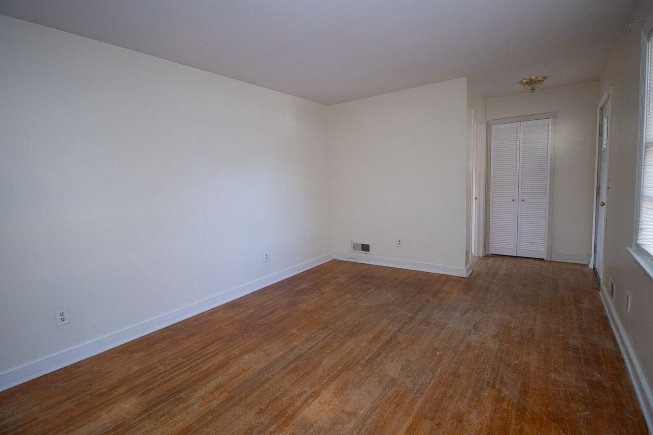 2314 Orchard St - Photo 6 of 25