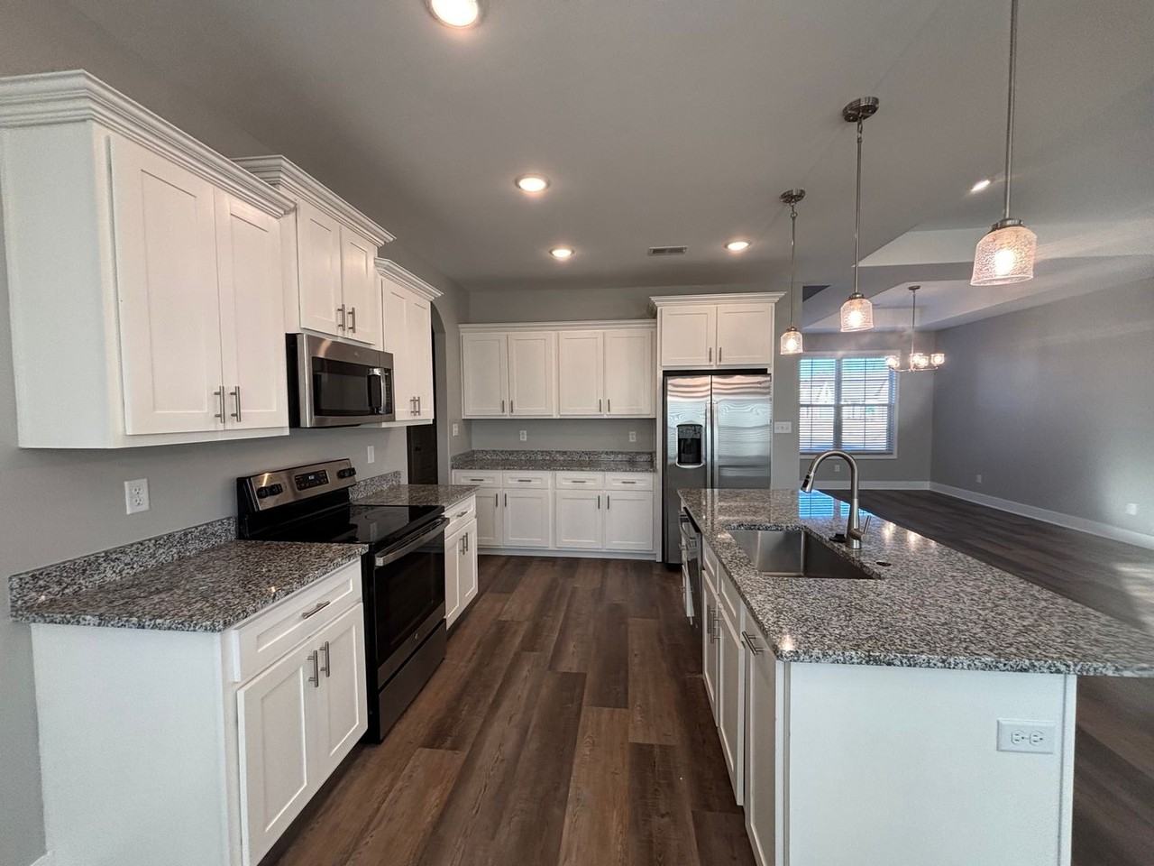 1778 Messana St - Photo 6 of 16