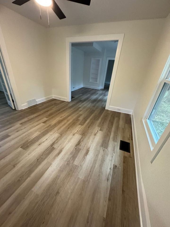 2820 Se Wisconsin Ave - Photo 4 of 7