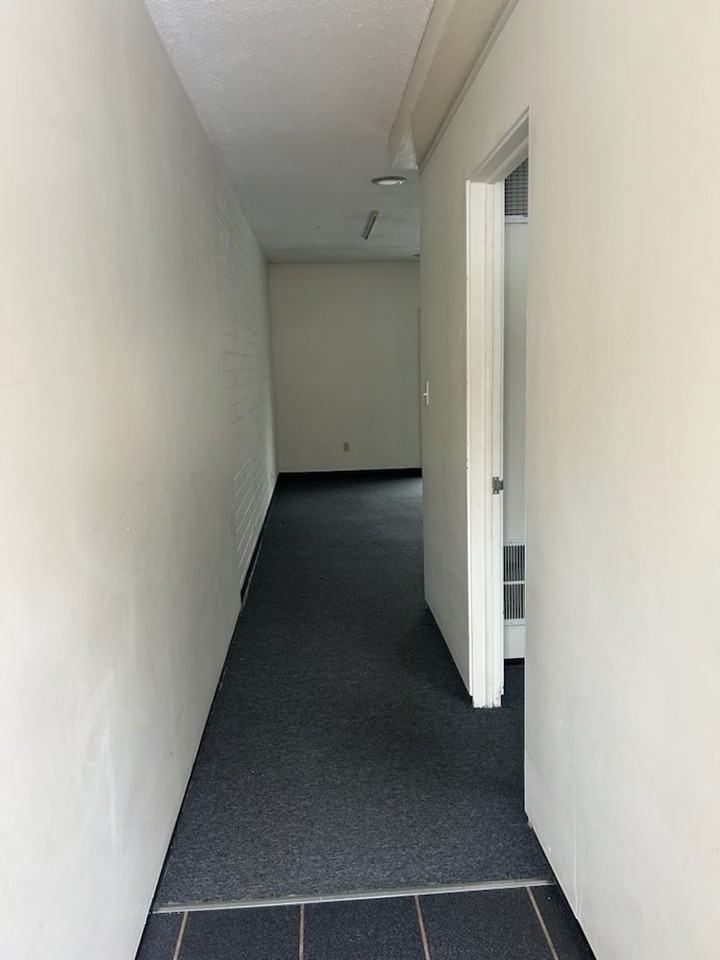 101 Grandview Rd - Photo 3 of 13