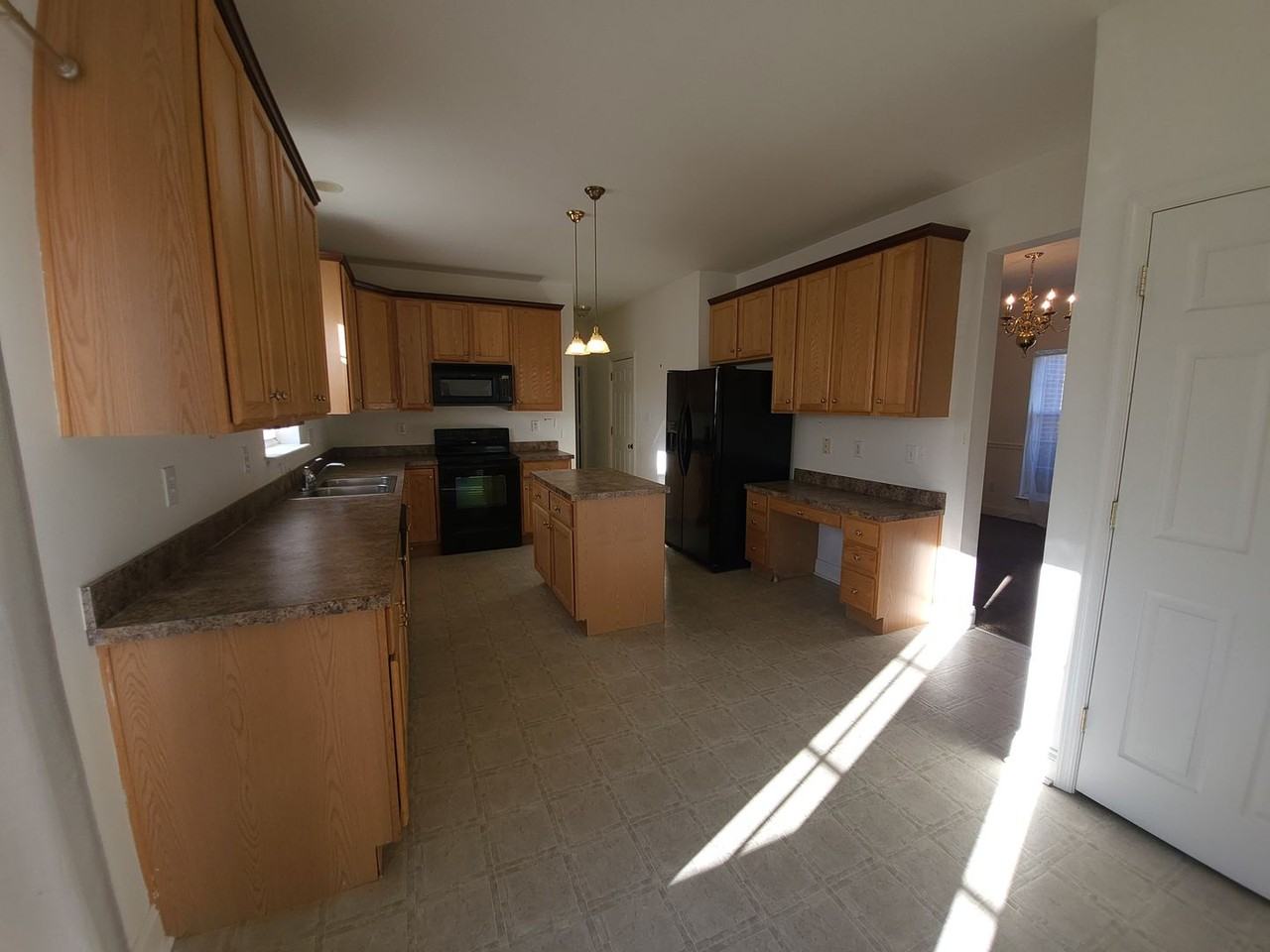 17 Bordeaux Blvd - Photo 4 of 29