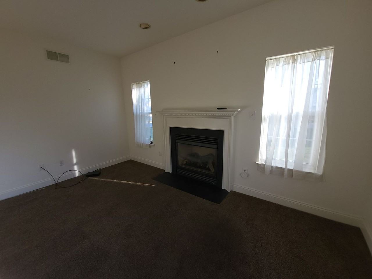 17 Bordeaux Blvd - Photo 7 of 29