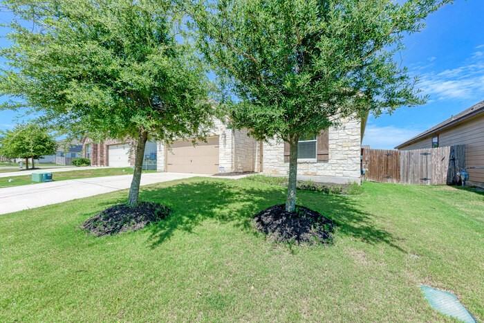 6141 Mantalcino Dr - Photo 3 of 24