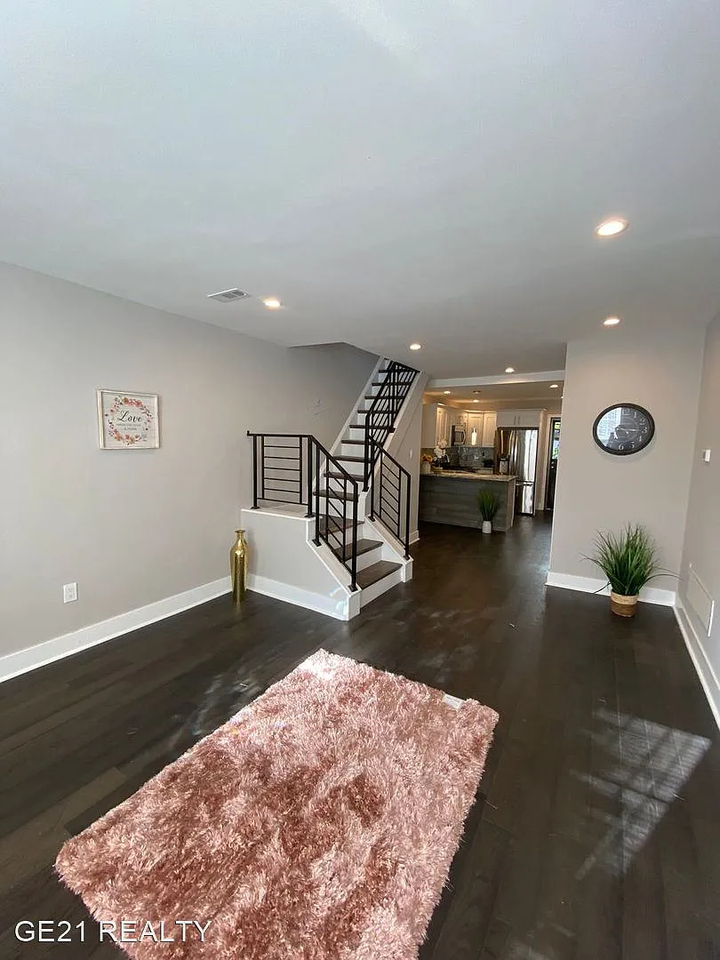 2609 Wilder St - Photo 6 of 13