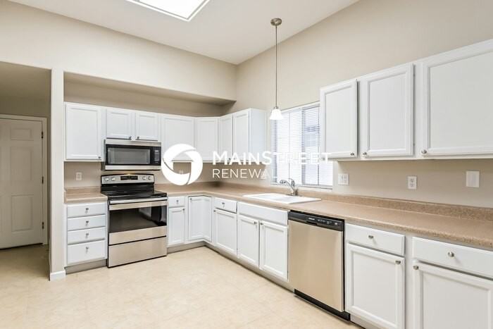 1019 N Sonoita Ave - Photo 5 of 16