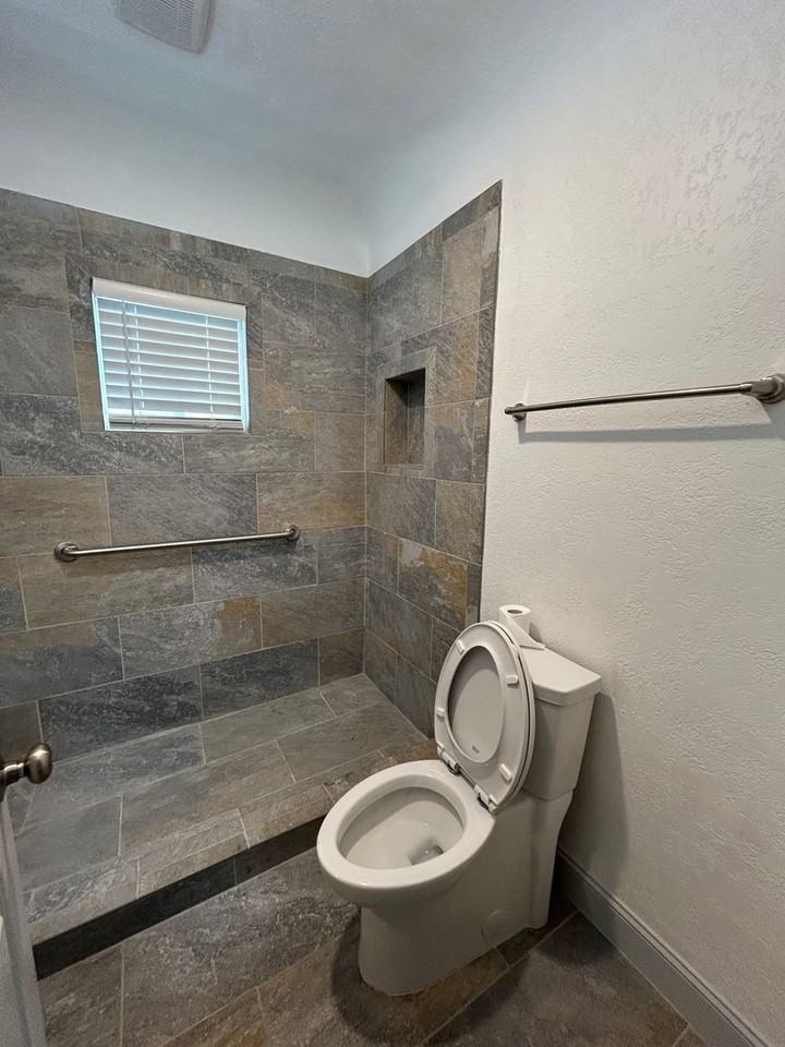 822Wind - Photo 4 of 5